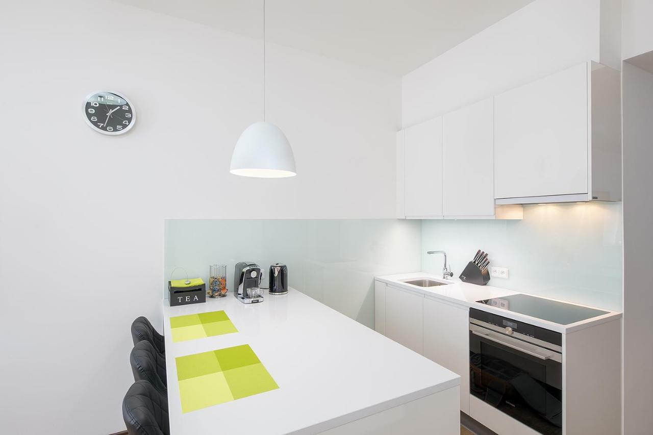 Apartment Near City Centre With Parking Place Praha Exteriér fotografie
