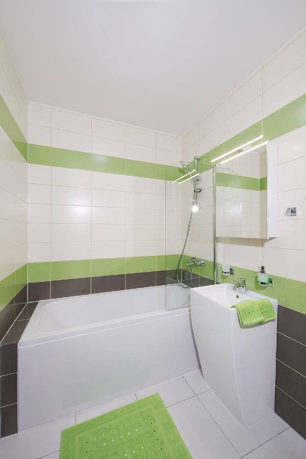 Apartment Near City Centre With Parking Place Praha Exteriér fotografie